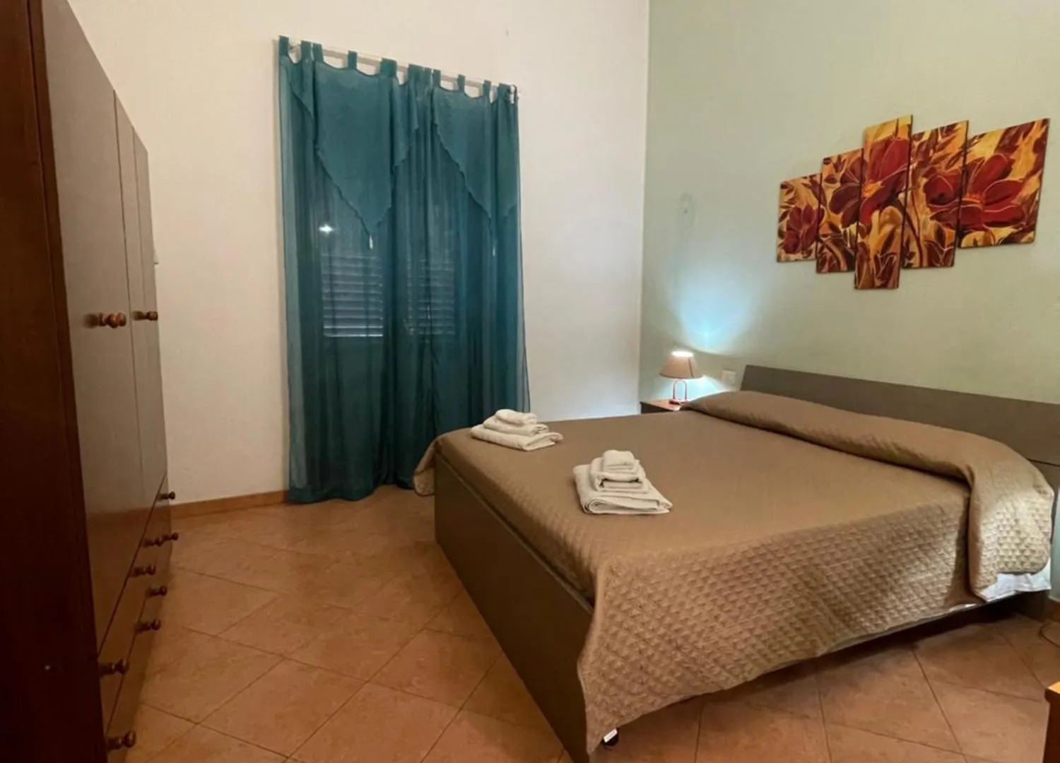 Hola Cathedral House alla Guilla Palermo 0*,